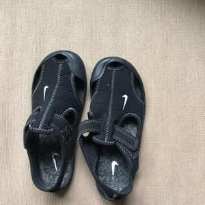 Boys Nike Sandals